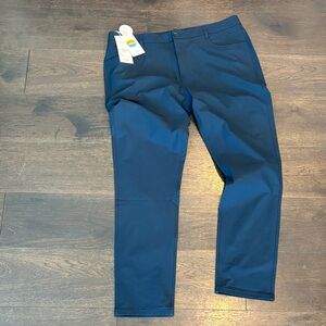 NWT Vuori Meta Pant - Ink - Size 38